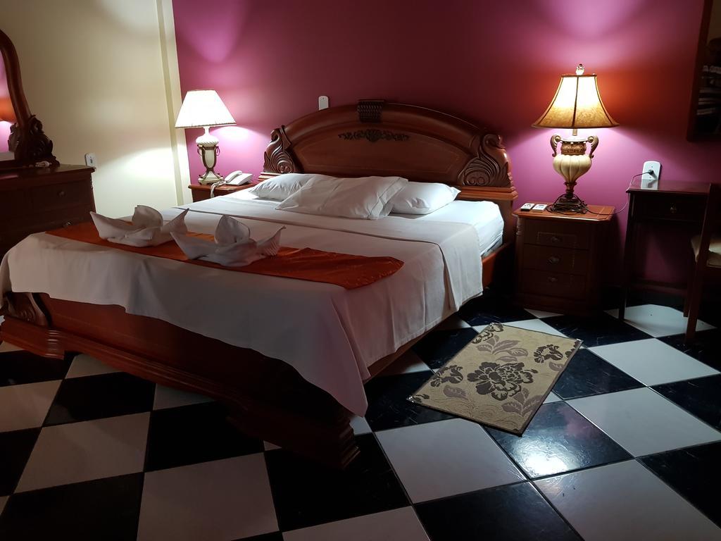 Hotel Takana Табатінга Екстер'єр фото